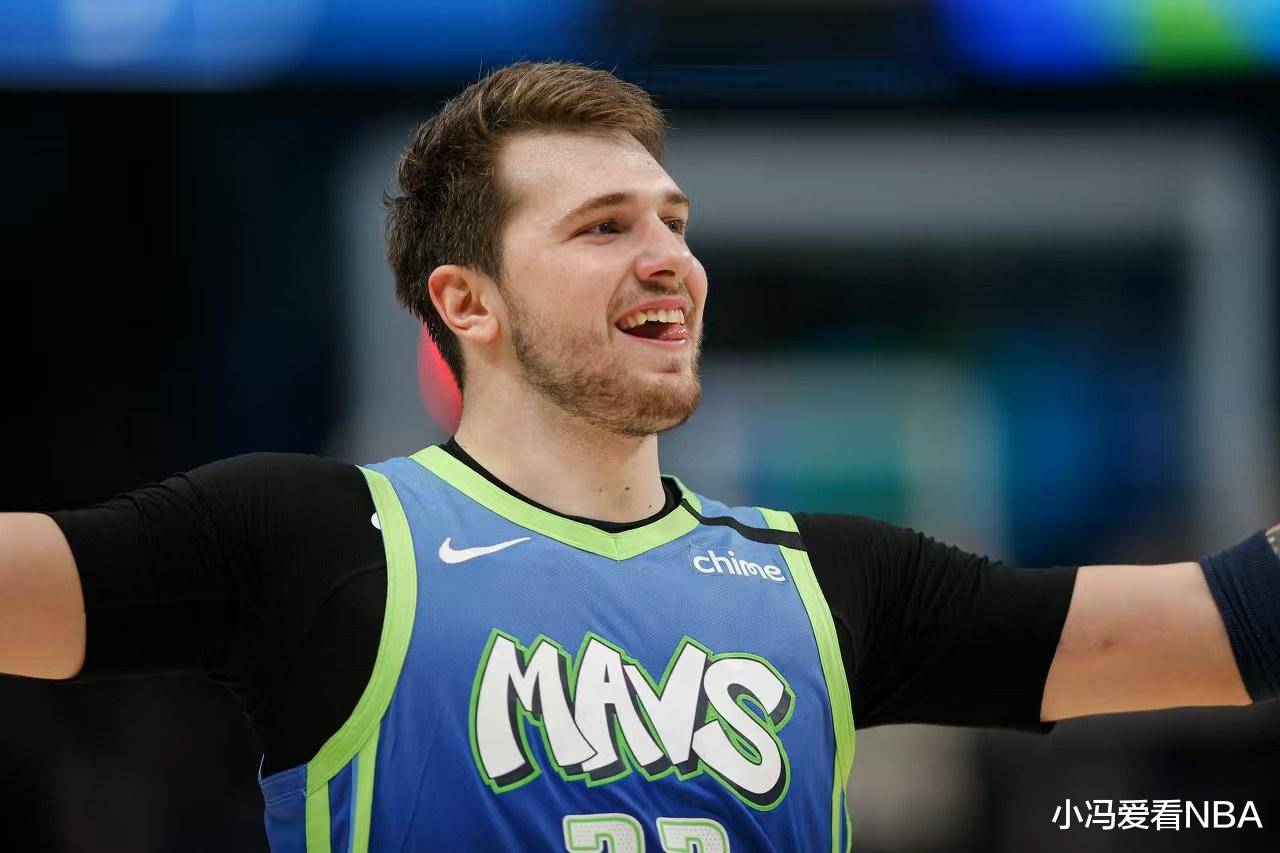 包含东契奇回归赛场，绝杀首场状态亮眼，法国队观众沸腾！的词条